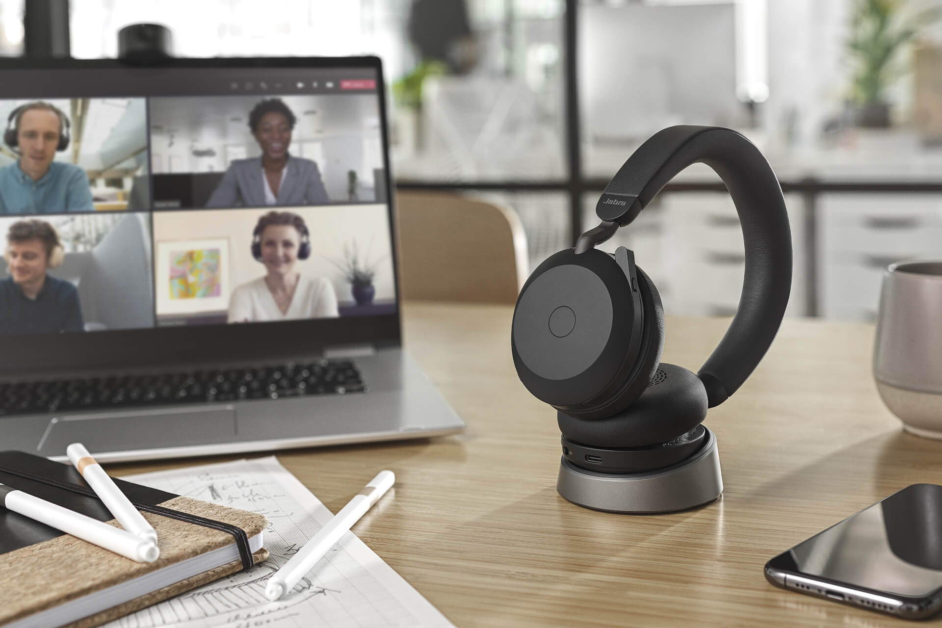 Jabra Evolve2 75 with Charging Stand - MS Stereo USB-C (27599-999-889)